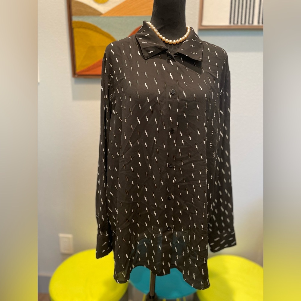 Chelsea & Theodore | Womens | Long Sleeve | Button Down | XXL | Graphic Blouse